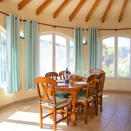 Villa Oronella By Interhome